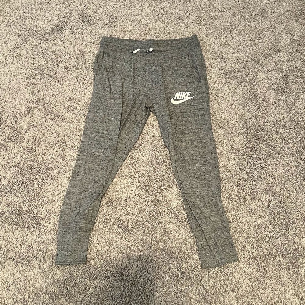 Nike Crop Joggers